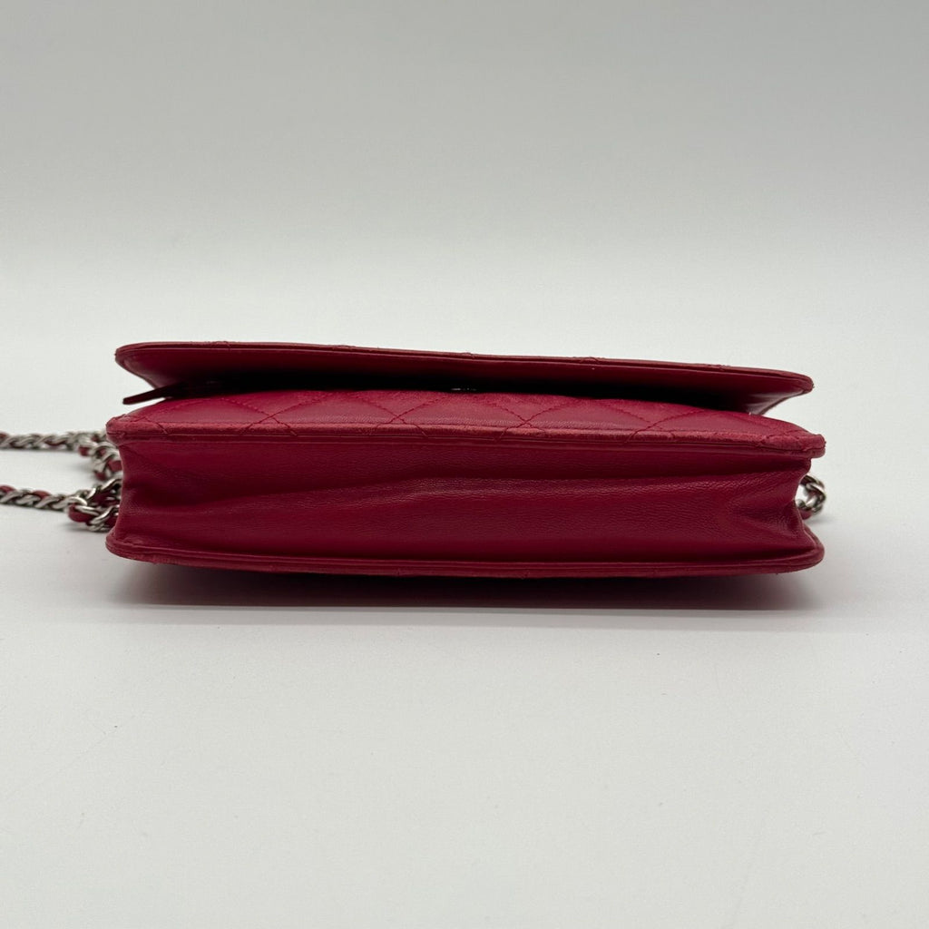 Chanel First Come Served Chain Wallet Lambskin Quilted CC Logo Shoulder — view 6