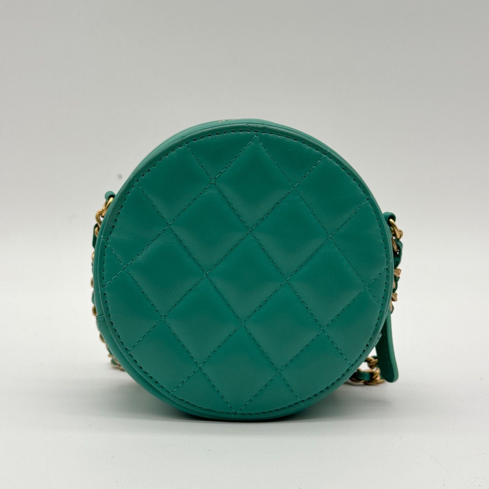 Chanel Shoulder Bag Round Quilted CC Logo Gold Lambskin Leather Green Chain — view 2