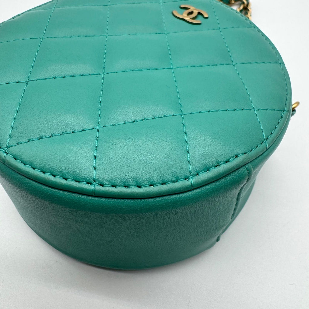 Chanel Shoulder Bag Round Quilted CC Logo Gold Lambskin Leather Green Chain — view 8