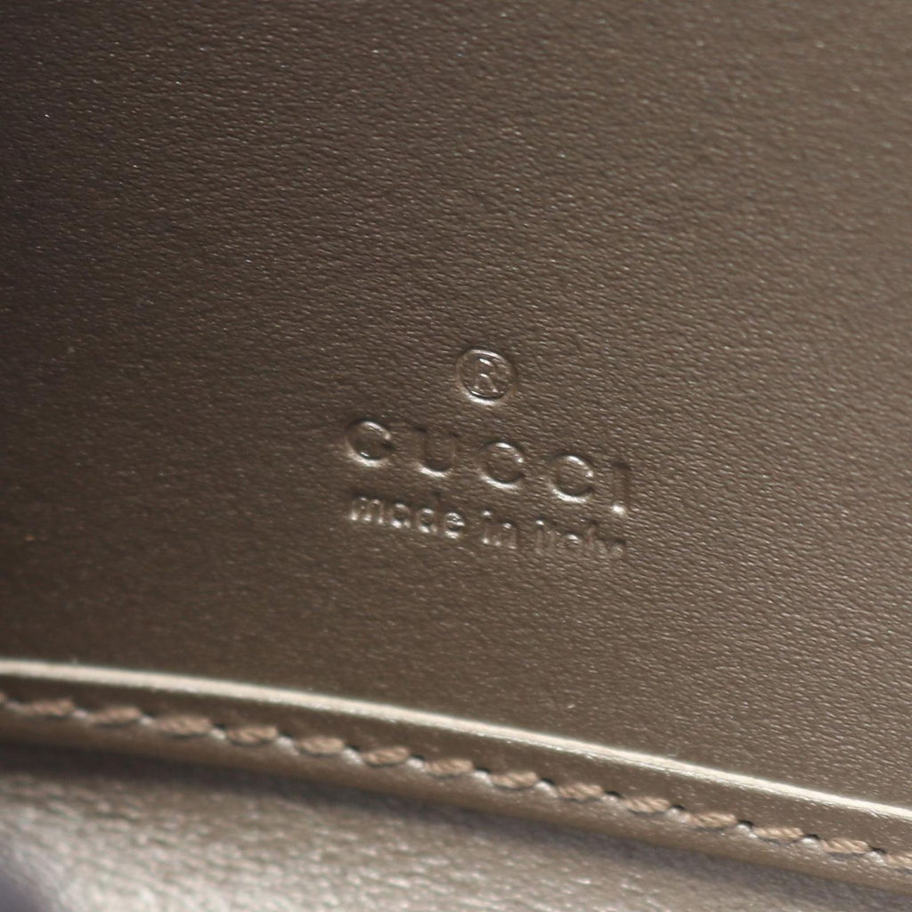 Gucci Round Wallet GG Supreme Silver Leather Guccissima — view 4
