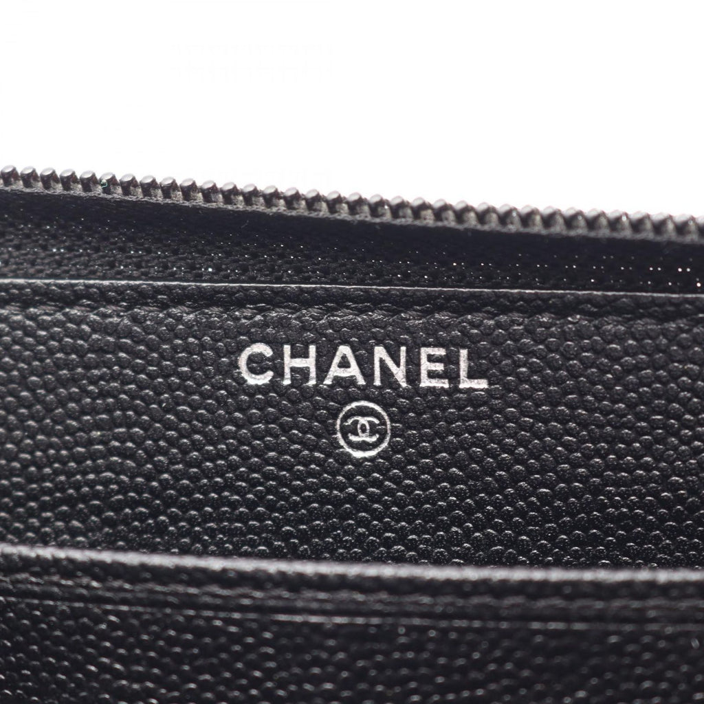 Chanel Round Wallet CC Logo Black Caviar Leather — view 4