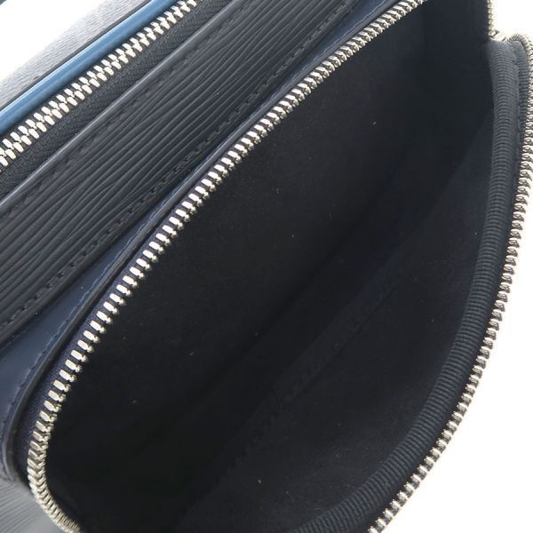 Louis Vuitton Epi Bum — view 8