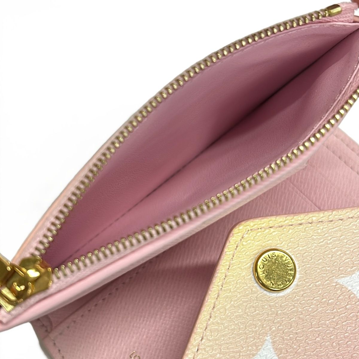 Louis Vuitton Trifold Wallet by the Pool Portefeuille Victorine Rose Cles — view 4