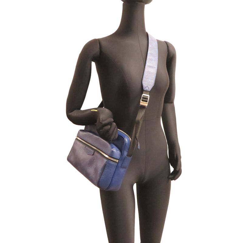 Louis Vuitton Messenger — view 8