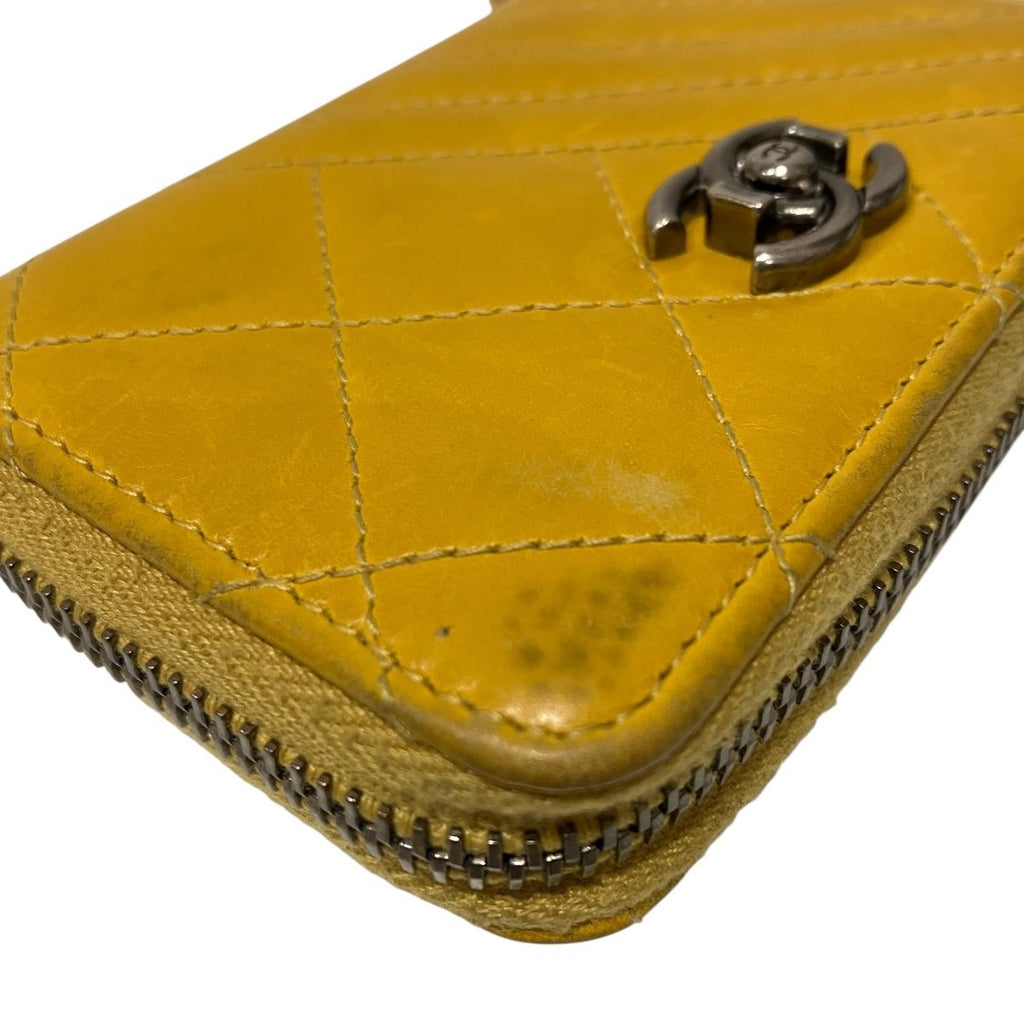 Chanel Quilted Bias Stitch Card Case Leather — view 7