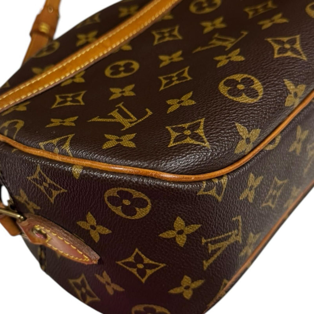 Louis Vuitton Monogram Shoulder Bag Canvas Brown — view 8