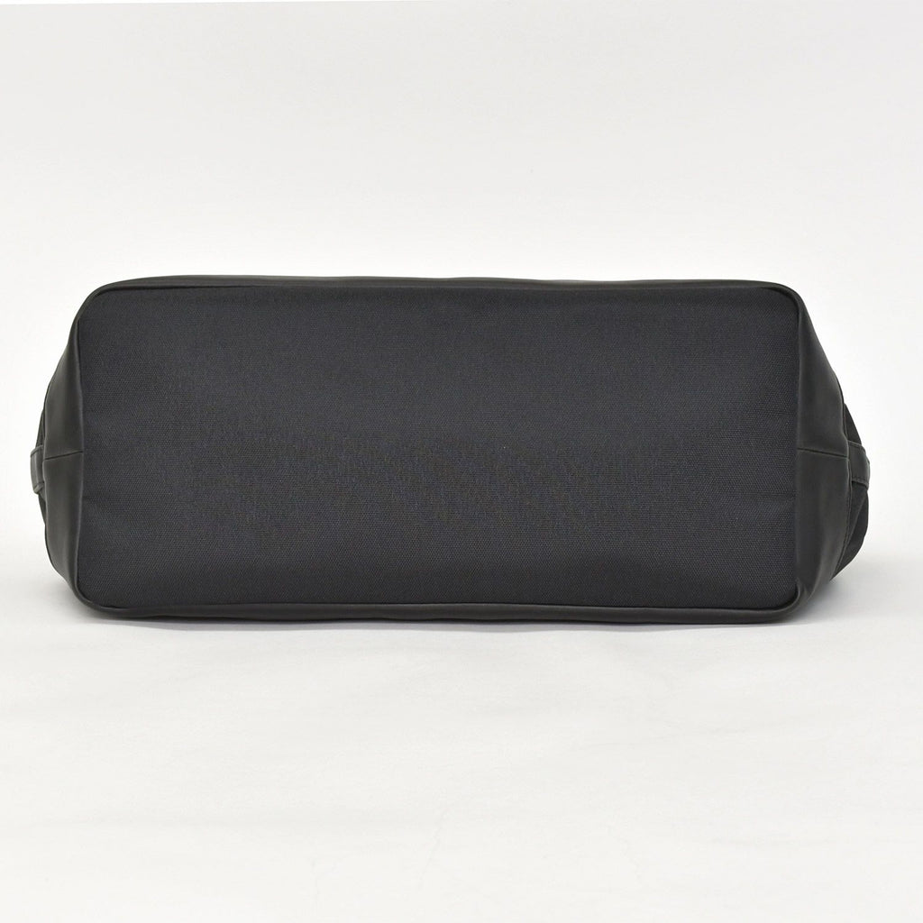 Saint Laurent Black Tote Bag Calfskin Silver — view 8
