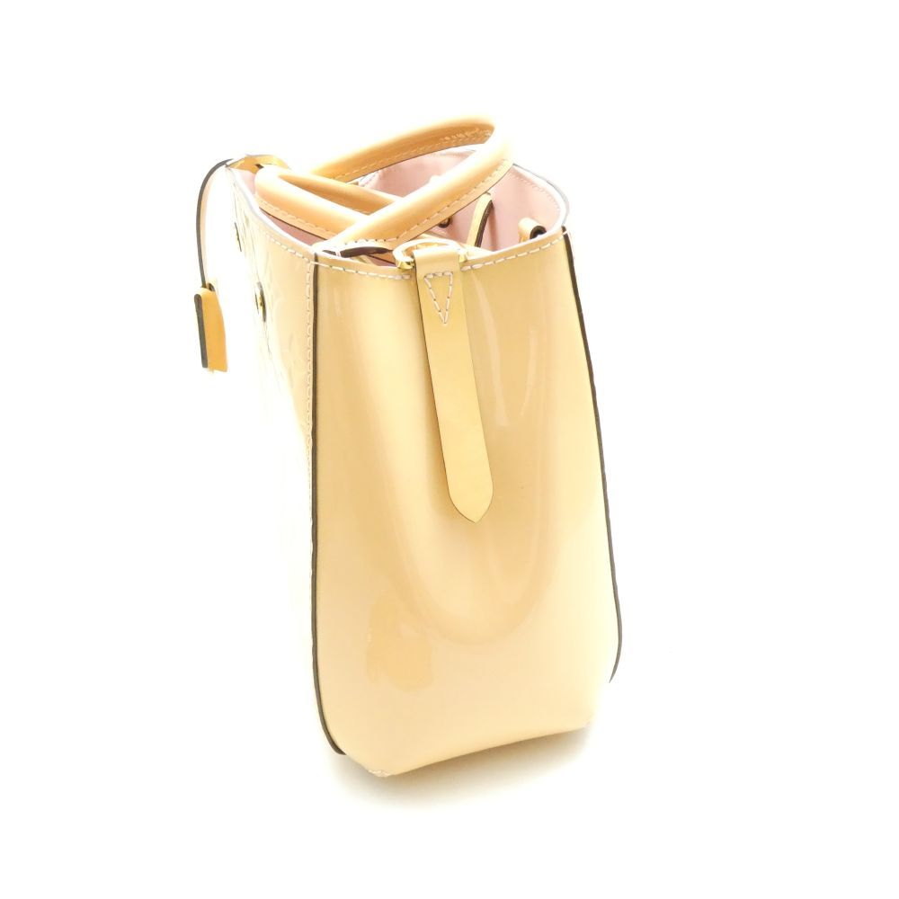 Louis Vuitton Vernis Montaigne BB 2-Way Bag Hand Loafer — view 4