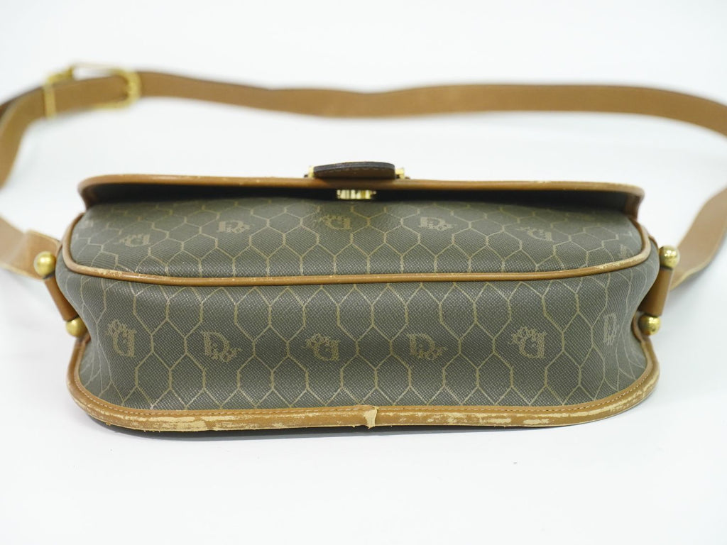 Dior Honeycomb Pattern Shoulder Bag Pochette Leather Dark Brown — view 3