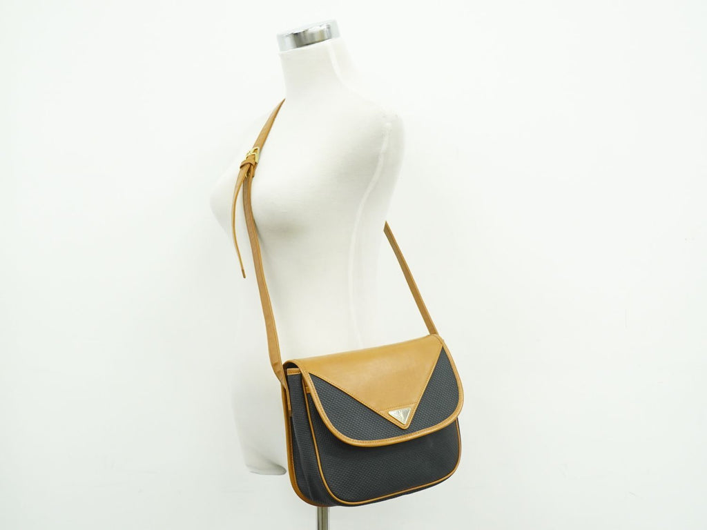 Saint Laurent YSL Shoulder Bag Pochette Black Brown — view 6