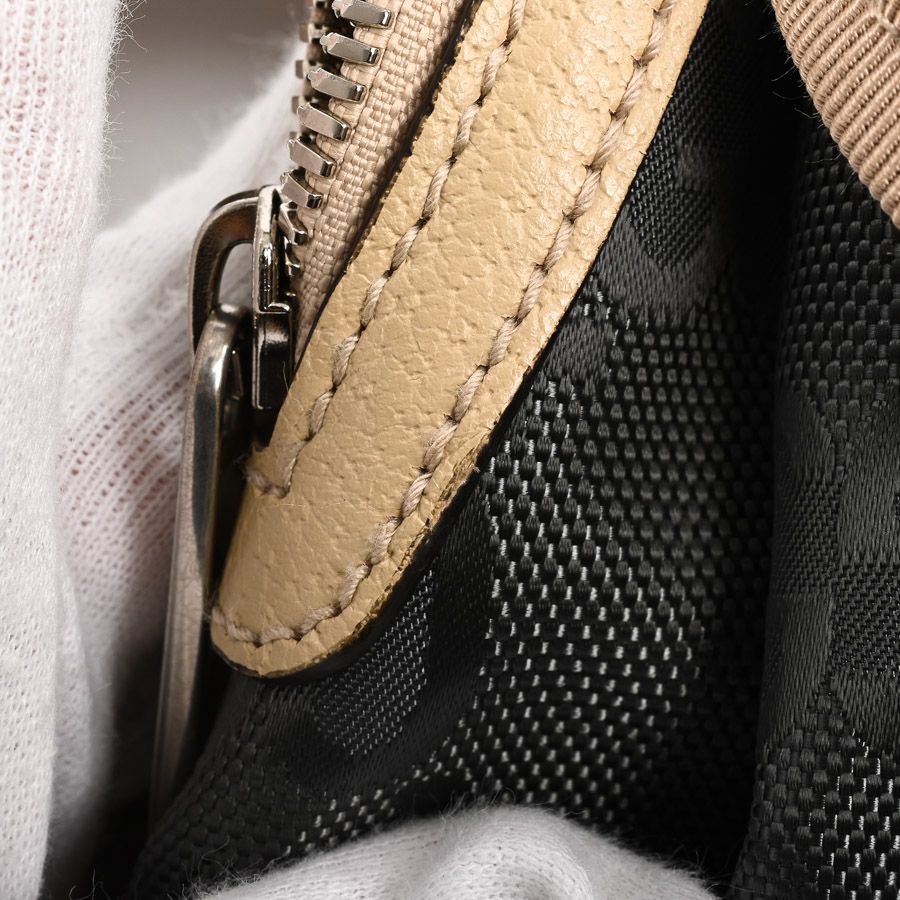 Gucci Backpack Off the Grid Sling — view 9
