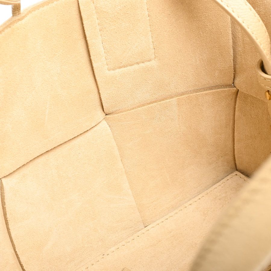 Bottega Veneta Handbag Mini Arco Tote — view 8