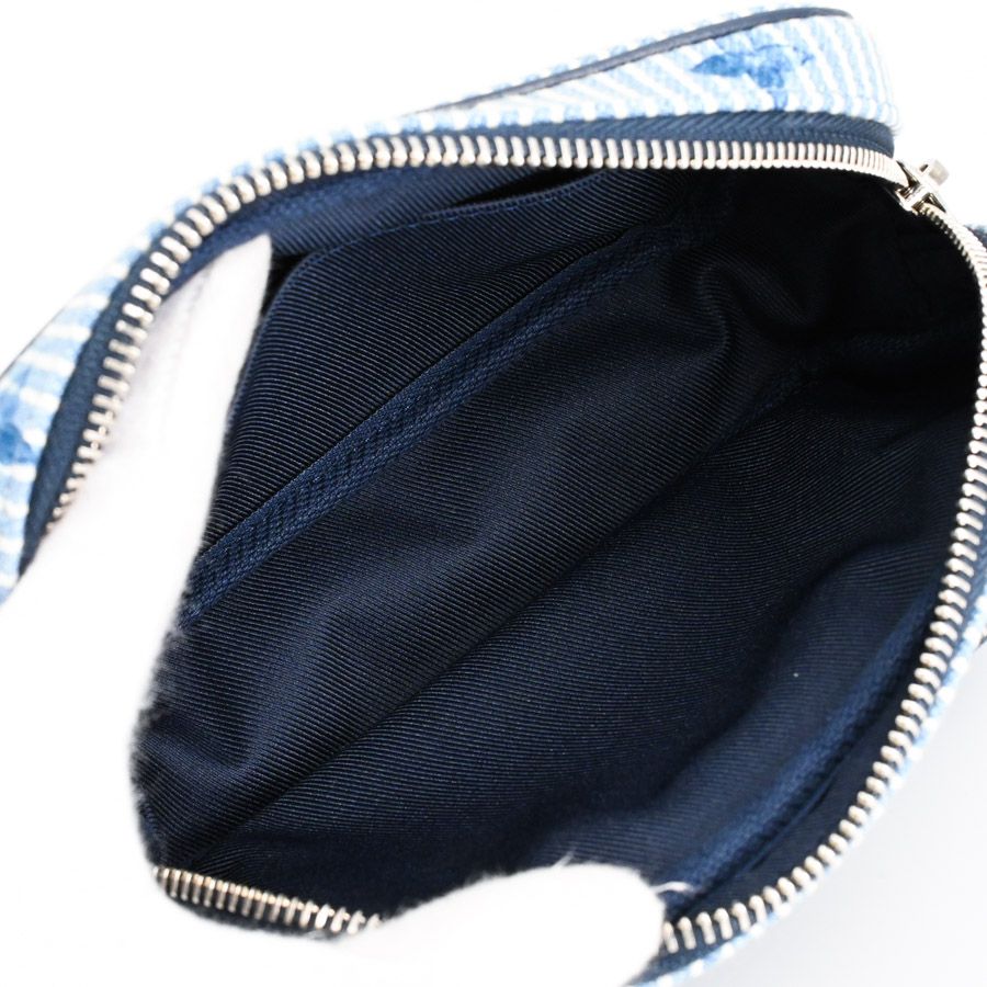 Louis Vuitton Shoulder Bag Outdoor Pochette — view 4
