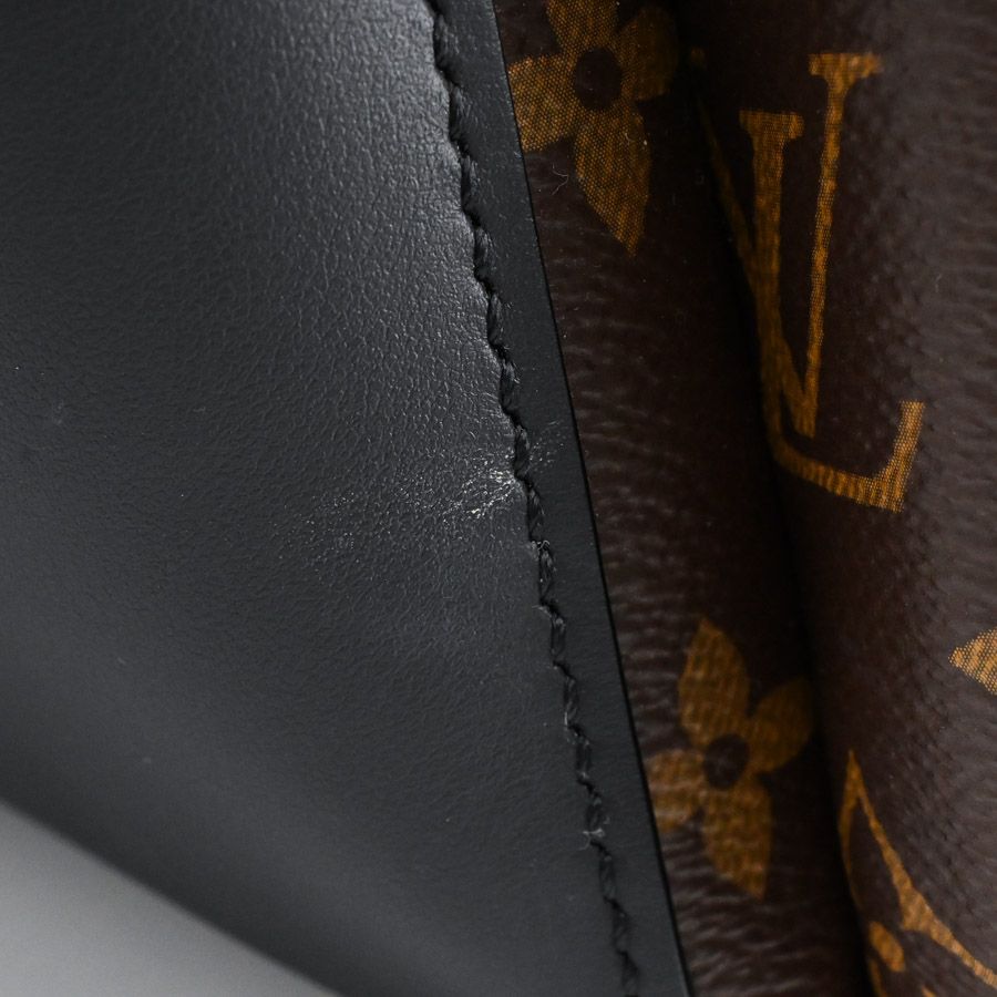 Louis Vuitton Backpack Discovery PM — view 7