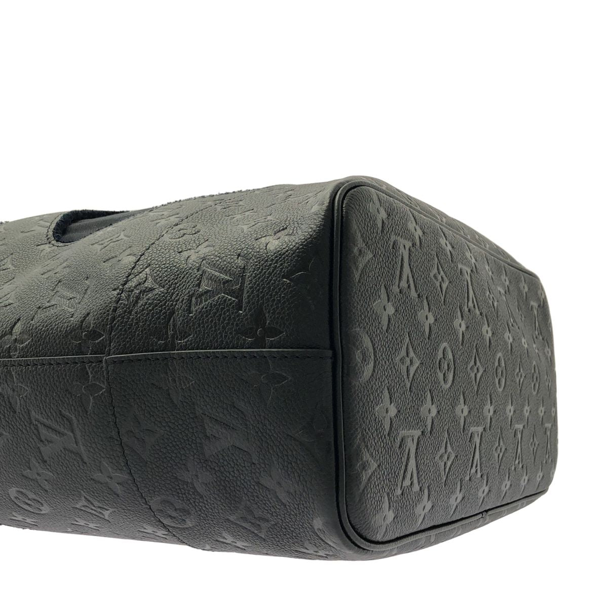 Louis Vuitton Rei Kawakubo with Holes PM Monogram Tote Black — view 6