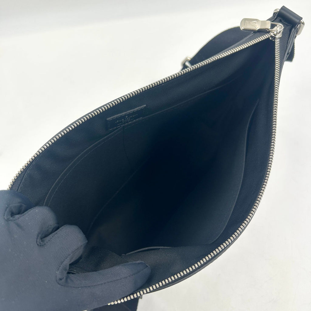 Louis Vuitton Mick PM Damier Graphite Initial Leather Black Shoulder Bag Silver — view 3