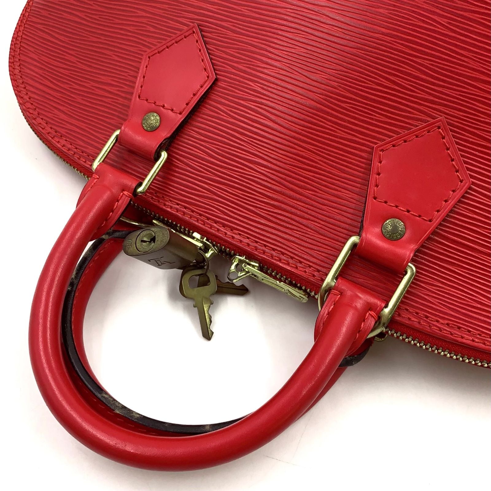 Louis Vuitton Alma Epi Castilian Red Leather Handbag Gold — view 5
