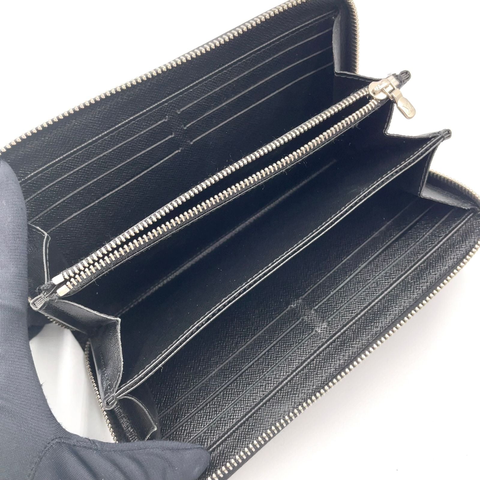 Louis Vuitton Zippy Wallet Epi Noir Leather Black Zip Around Silver — view 3