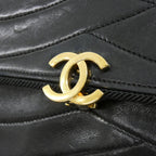 Chanel Vintage Shoulder — view 4