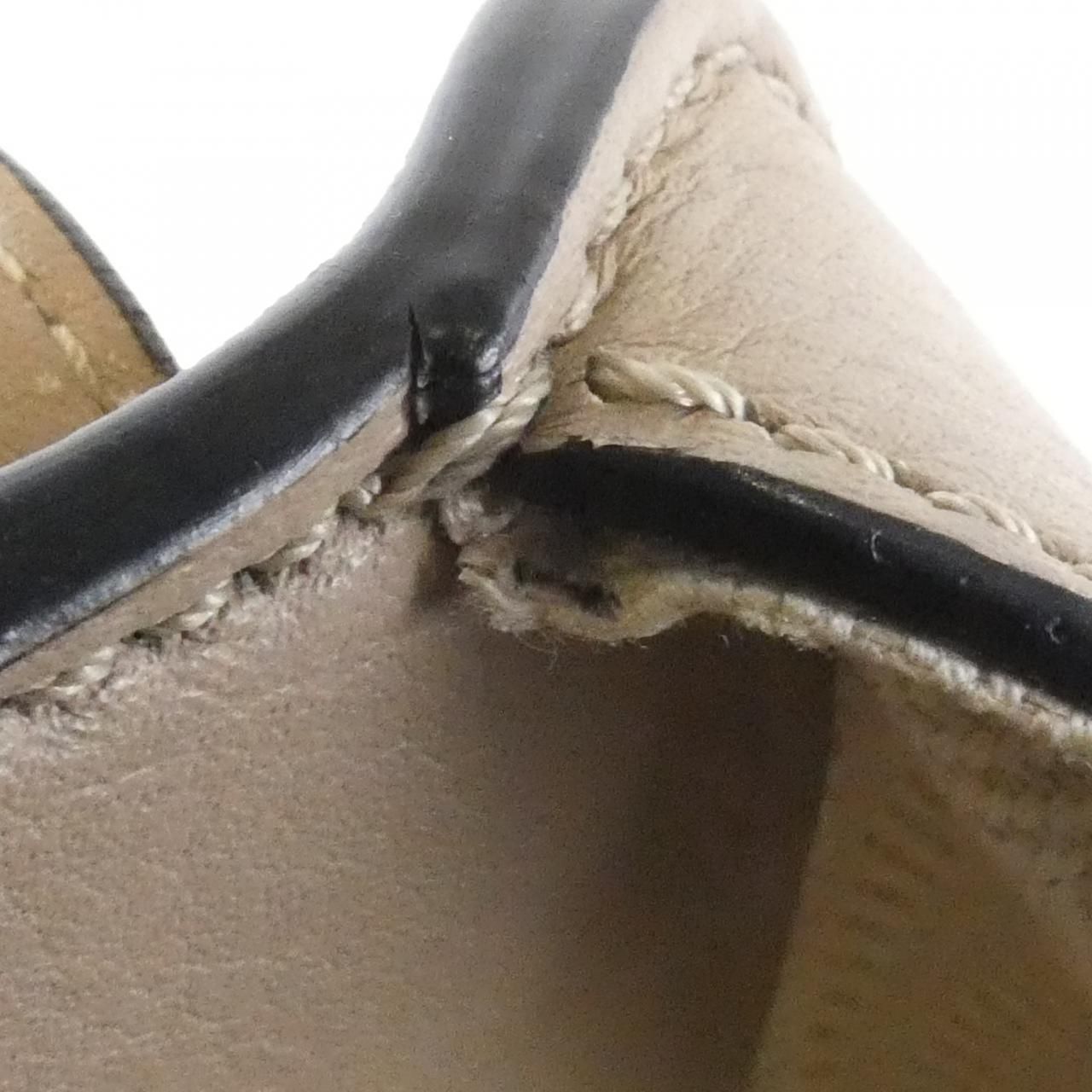 Loewe Hammock Small 387 30 Shoulder — view 9