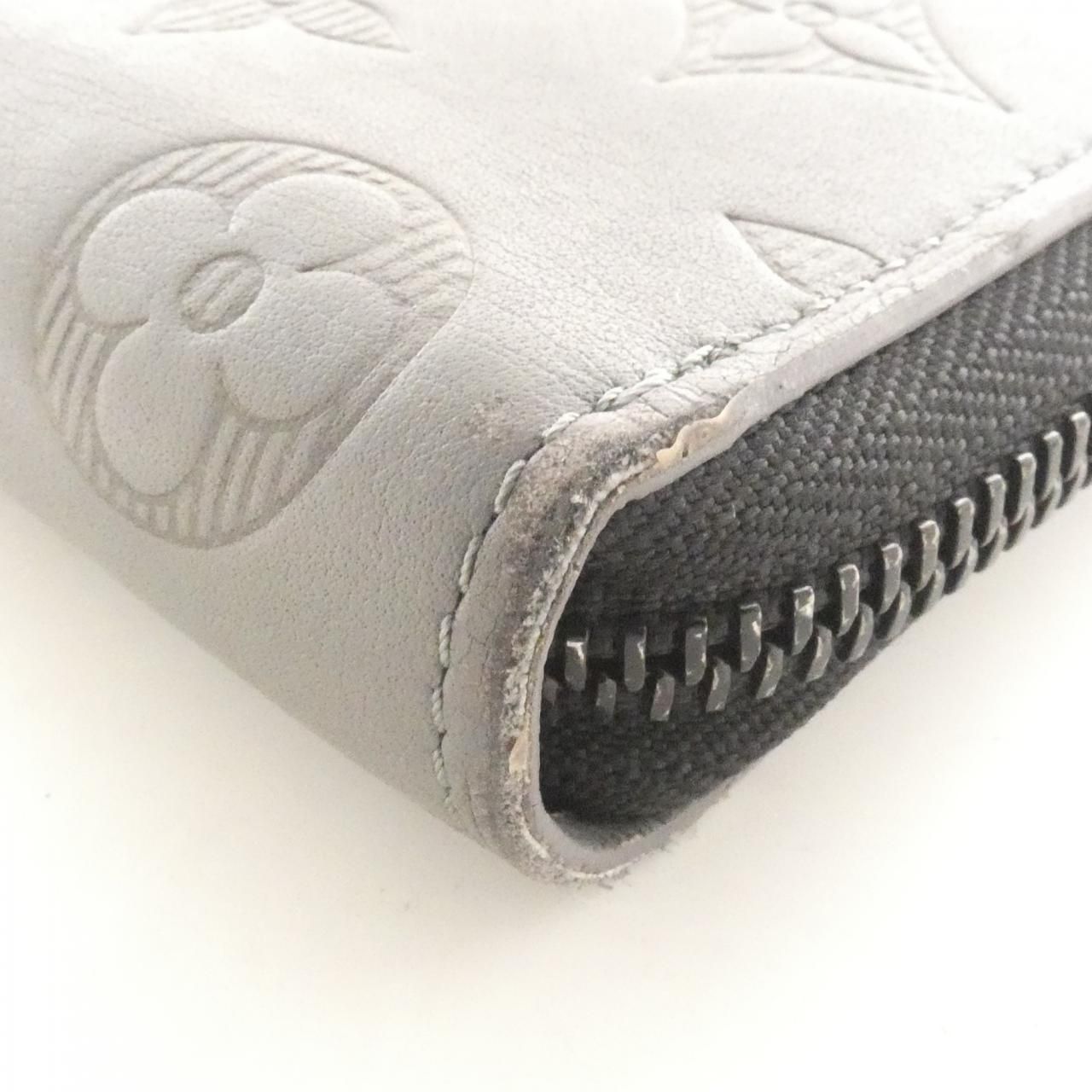 Louis Vuitton Monogram Shadow Zippy Wallet Vertical — view 4