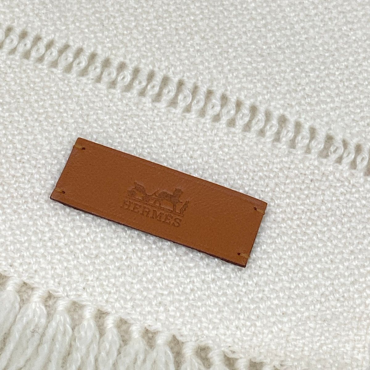 Hermes Shawl 01 White Cui Vre Cashmere Scarf — view 5
