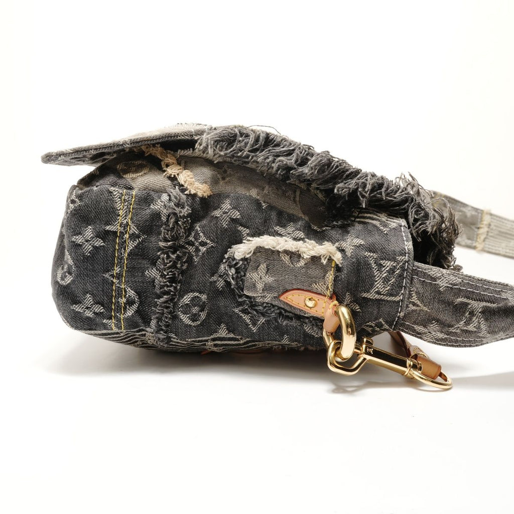 Louis Vuitton Shoulder Bag Patchwork Postie Monogram Denim — view 4