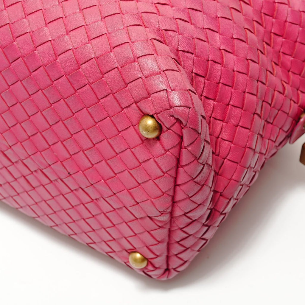 Bottega Veneta Shoulder Bag Montaigne Intrecciato — view 6