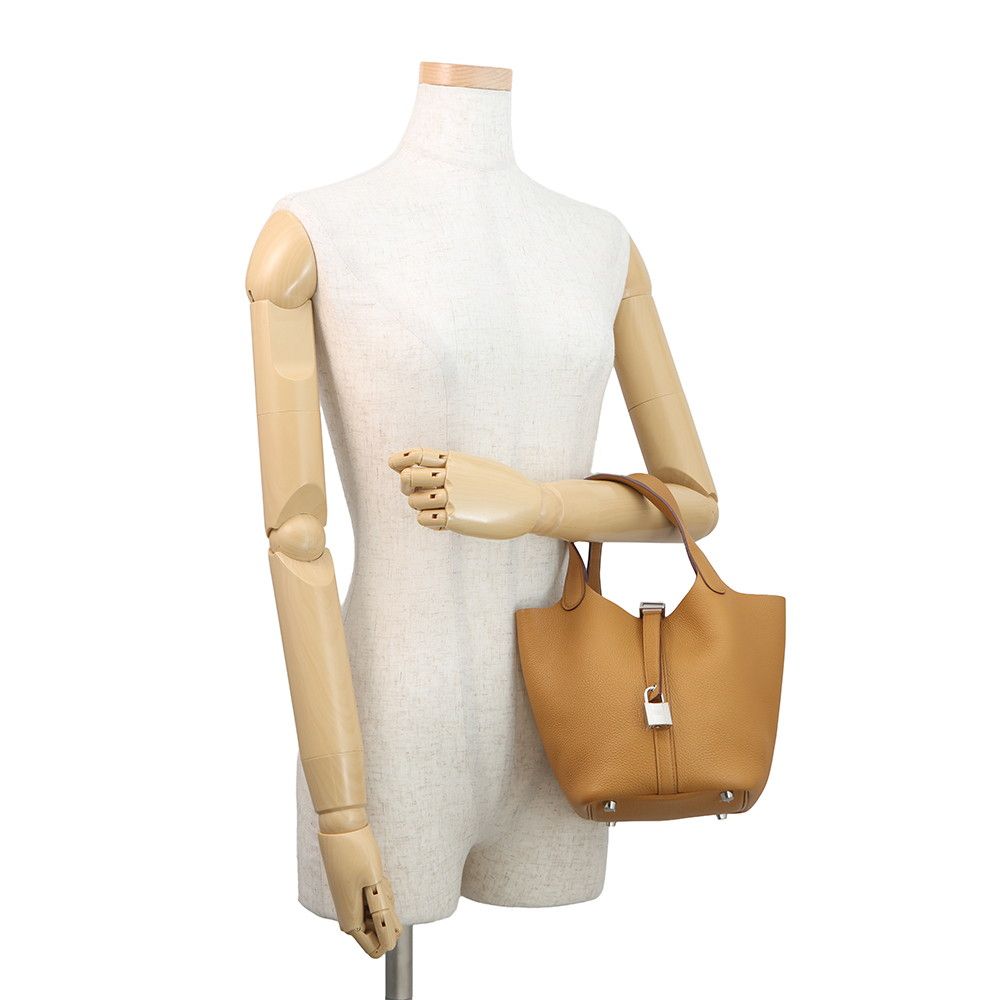 Hermes Handbag Picotin Lock PM Sesame Silver Taurillon Clemence — view 4