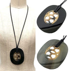 Hermes Llift Lift GM Necklace Buffalo Horn Lacquer Black — view 2