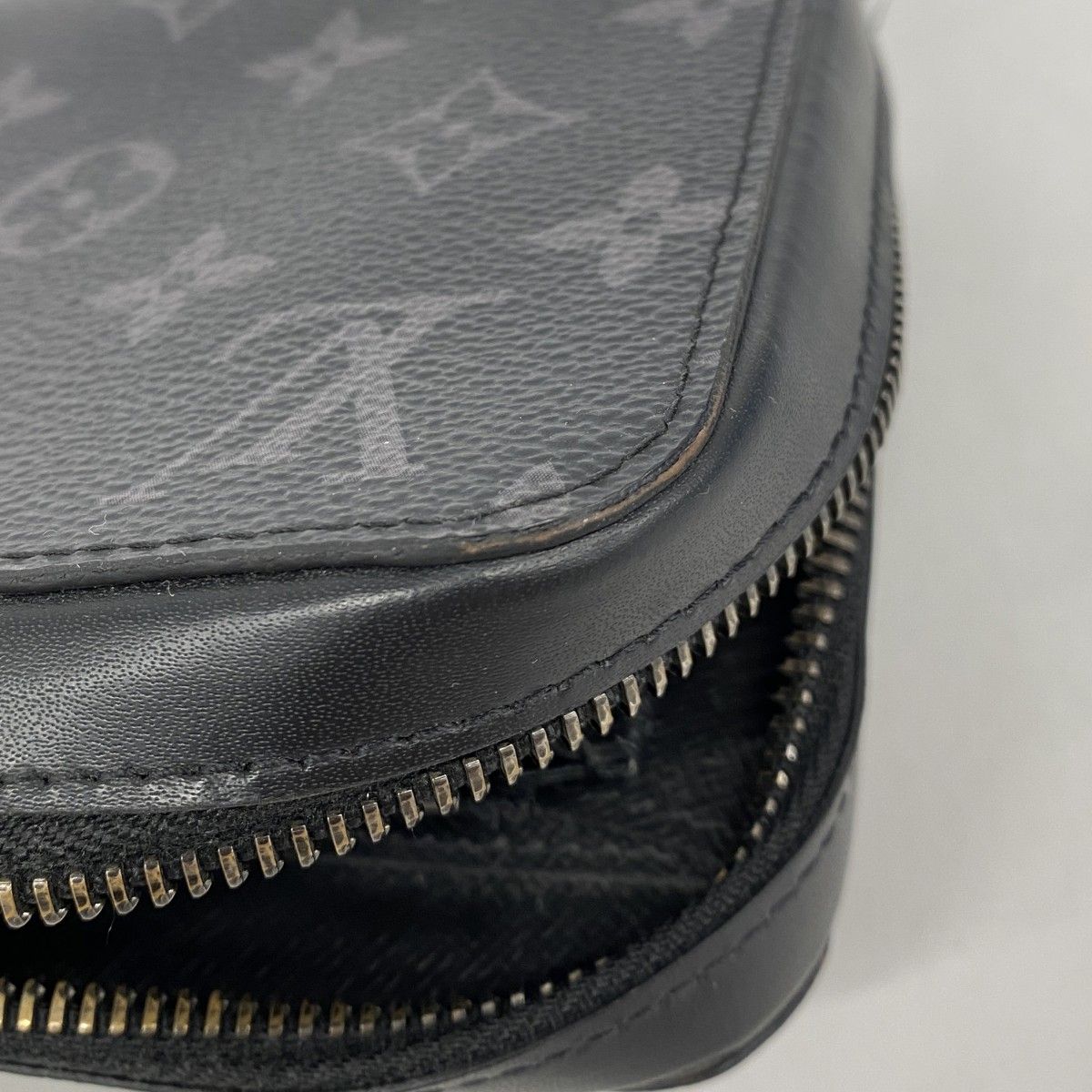 Louis Vuitton Wallet Monogram Eclipse Zippy XL Black Gray — view 7