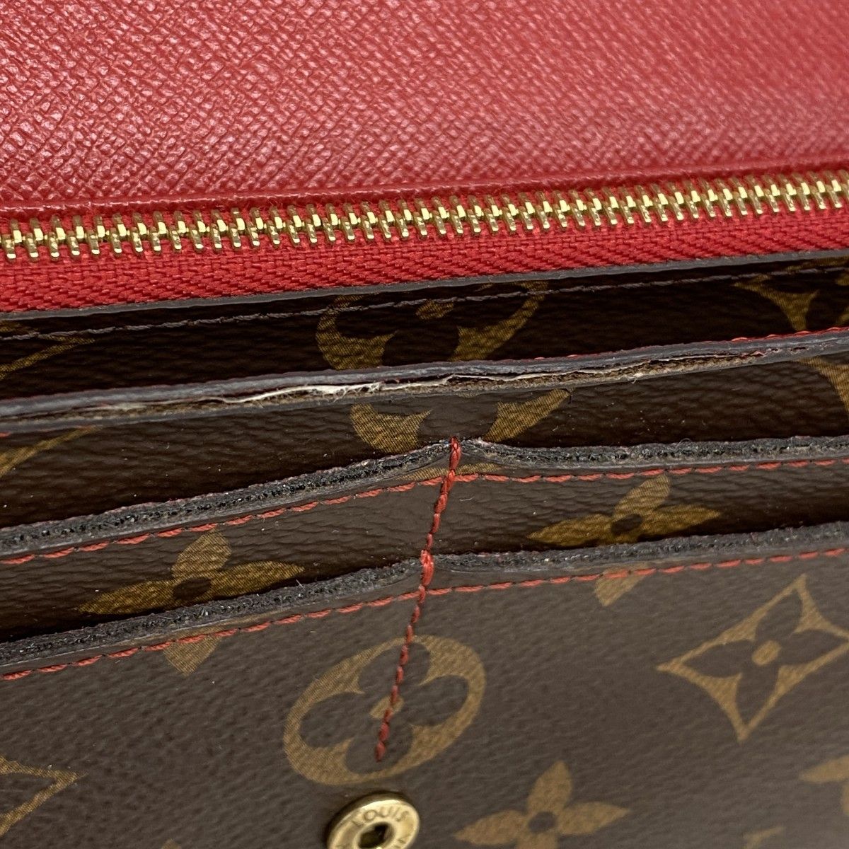 Louis Vuitton Wallet Monogram Retiro Portefeuille Sarah Brown Cerise — view 5