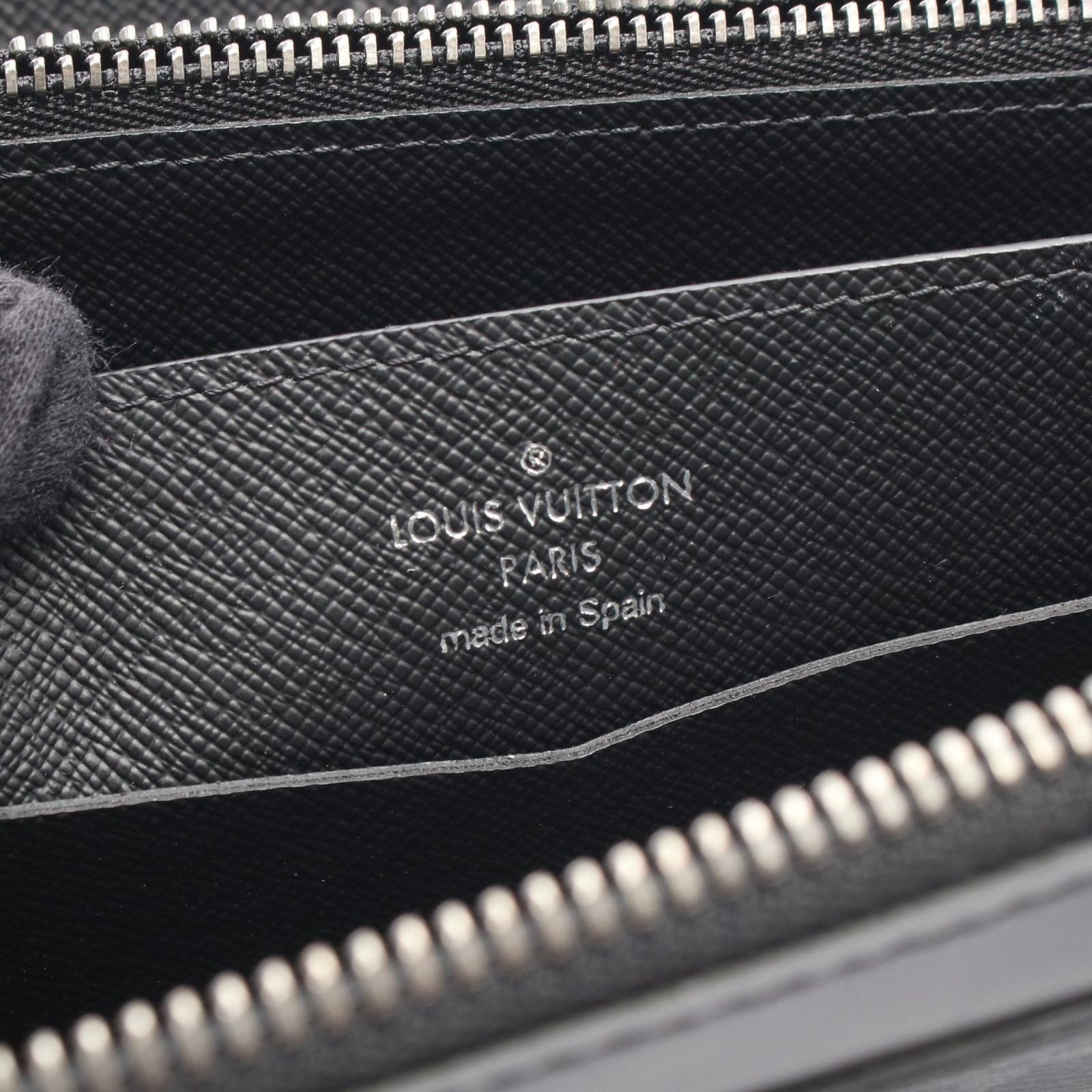 Louis Vuitton Round Wallet Zippy XL Leather — view 4