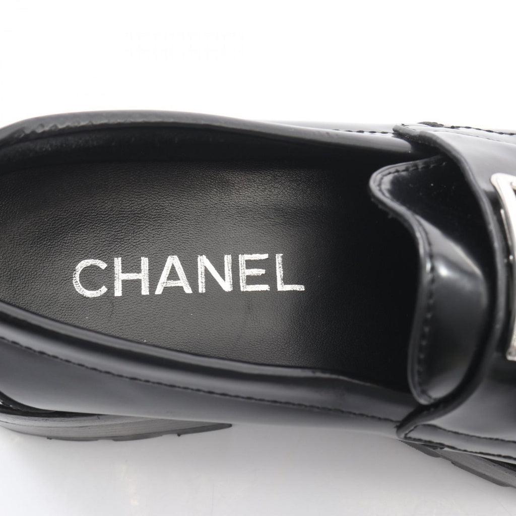 Chanel Loafers CC Logo Black Leather — view 5