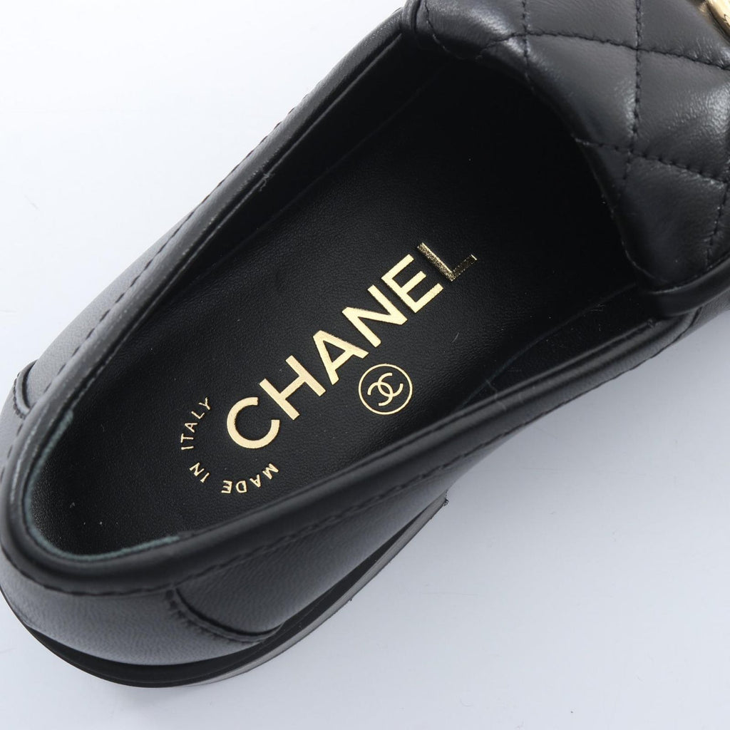 Chanel Loafers Quilted Turnlock Lambskin — view 5