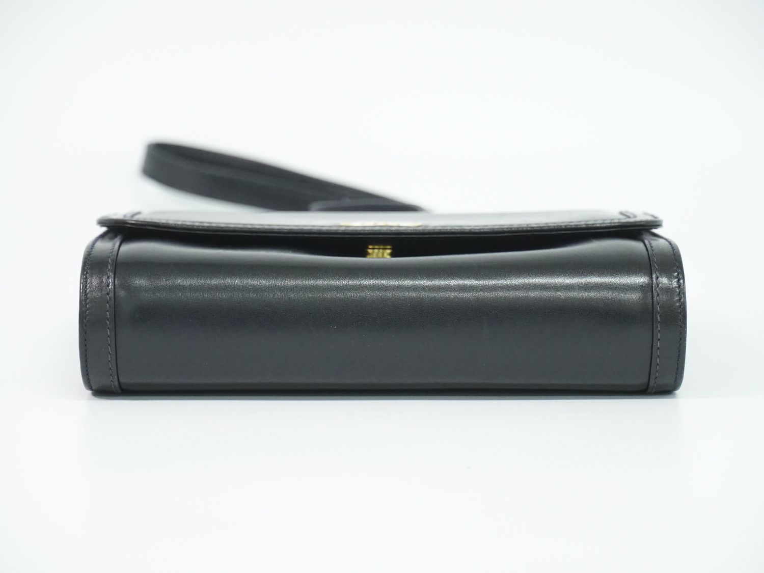 Gucci Vintage Shoulder Bag Pochette Leather Navy — view 3