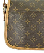 Louis Vuitton Shoulder — view 8