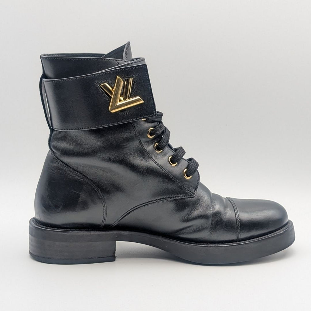Louis Vuitton Wonderland Line Leather Flat Ranger Boots Black Twist Shoes — view 3