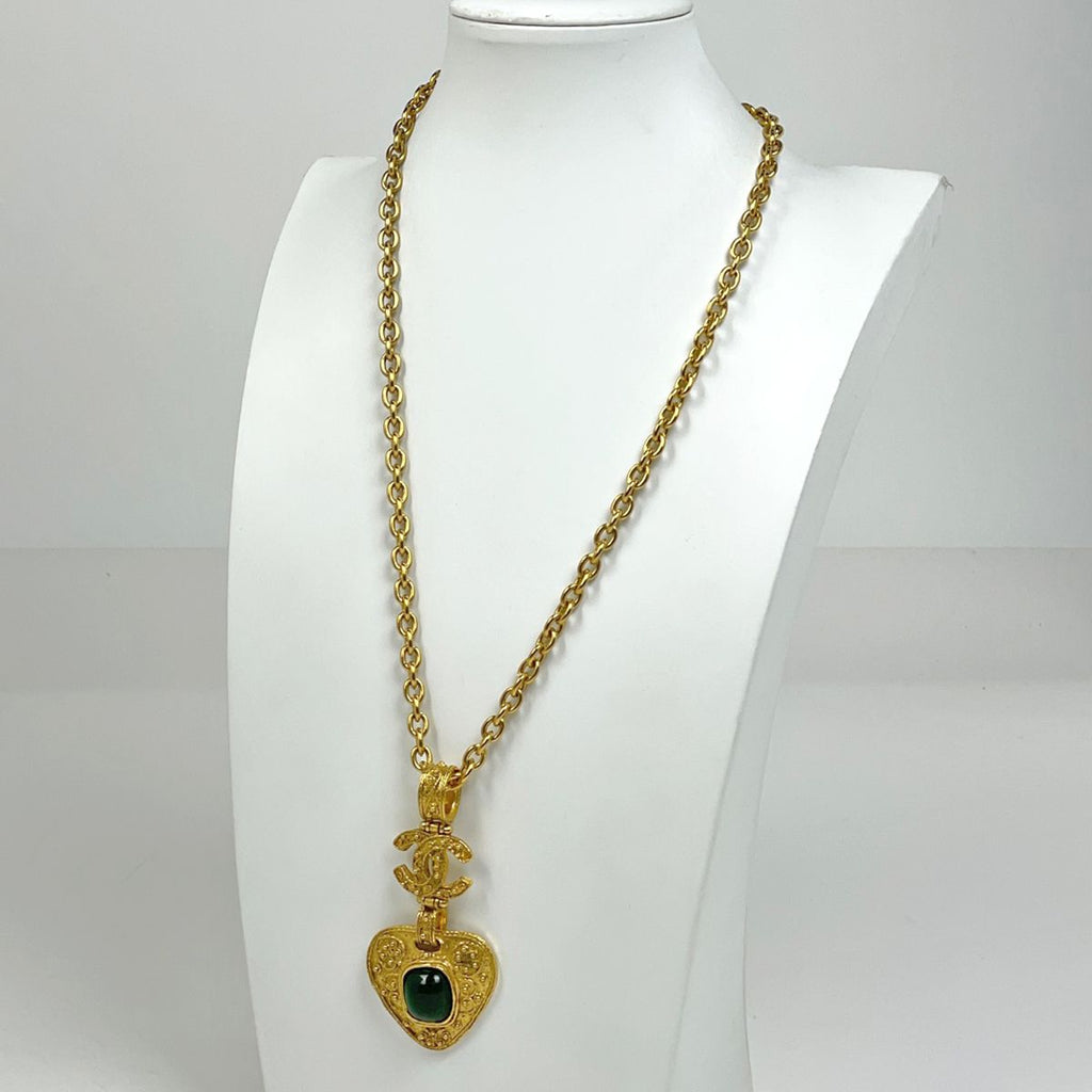 Chanel CC Logo Color Stone Necklace Gold Plated Green — view 6
