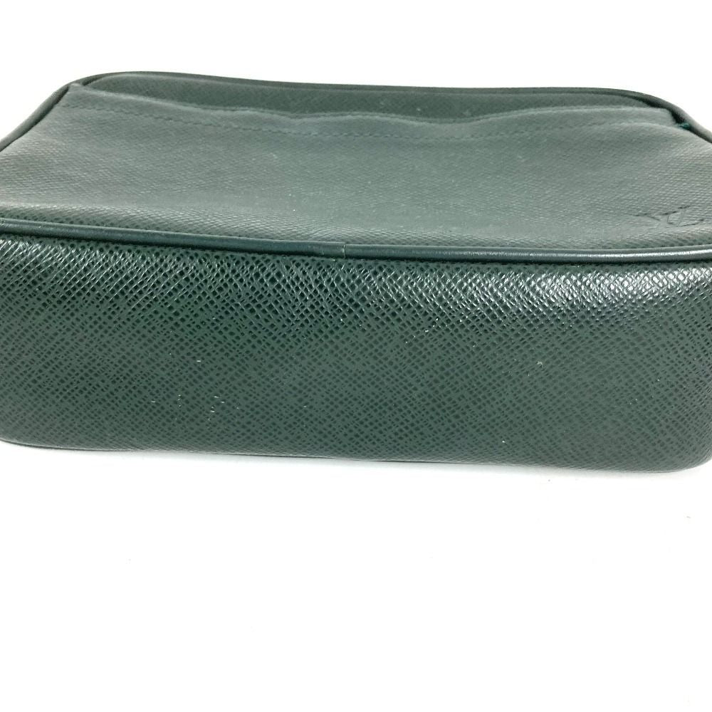 Louis Vuitton Pouch Karga Second Taiga Leather Epi Sea Green — view 6