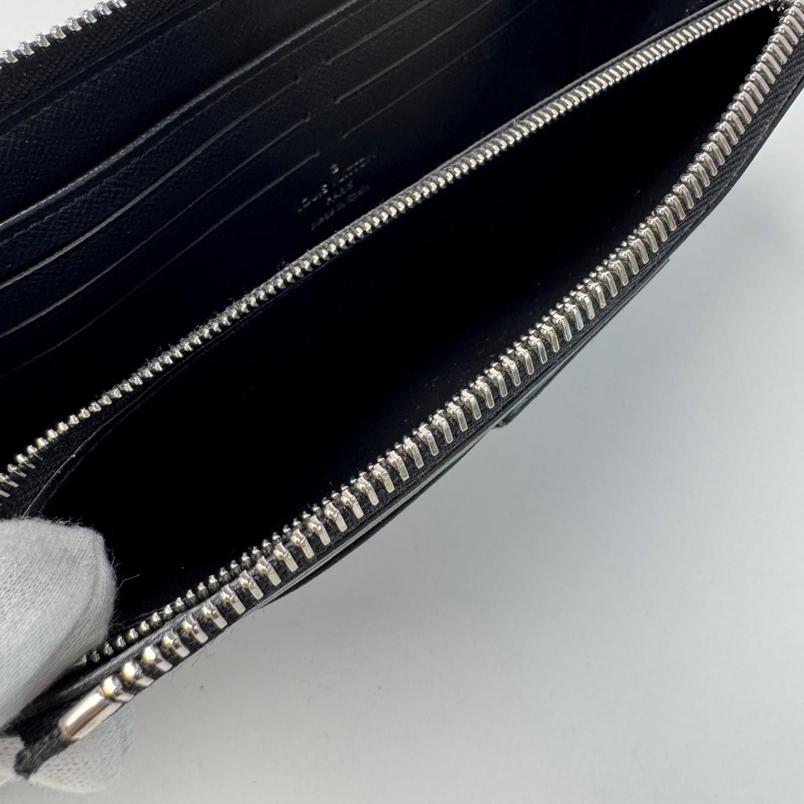 Louis Vuitton Zippy Dragonne Epi Noir IC Wallet — view 4