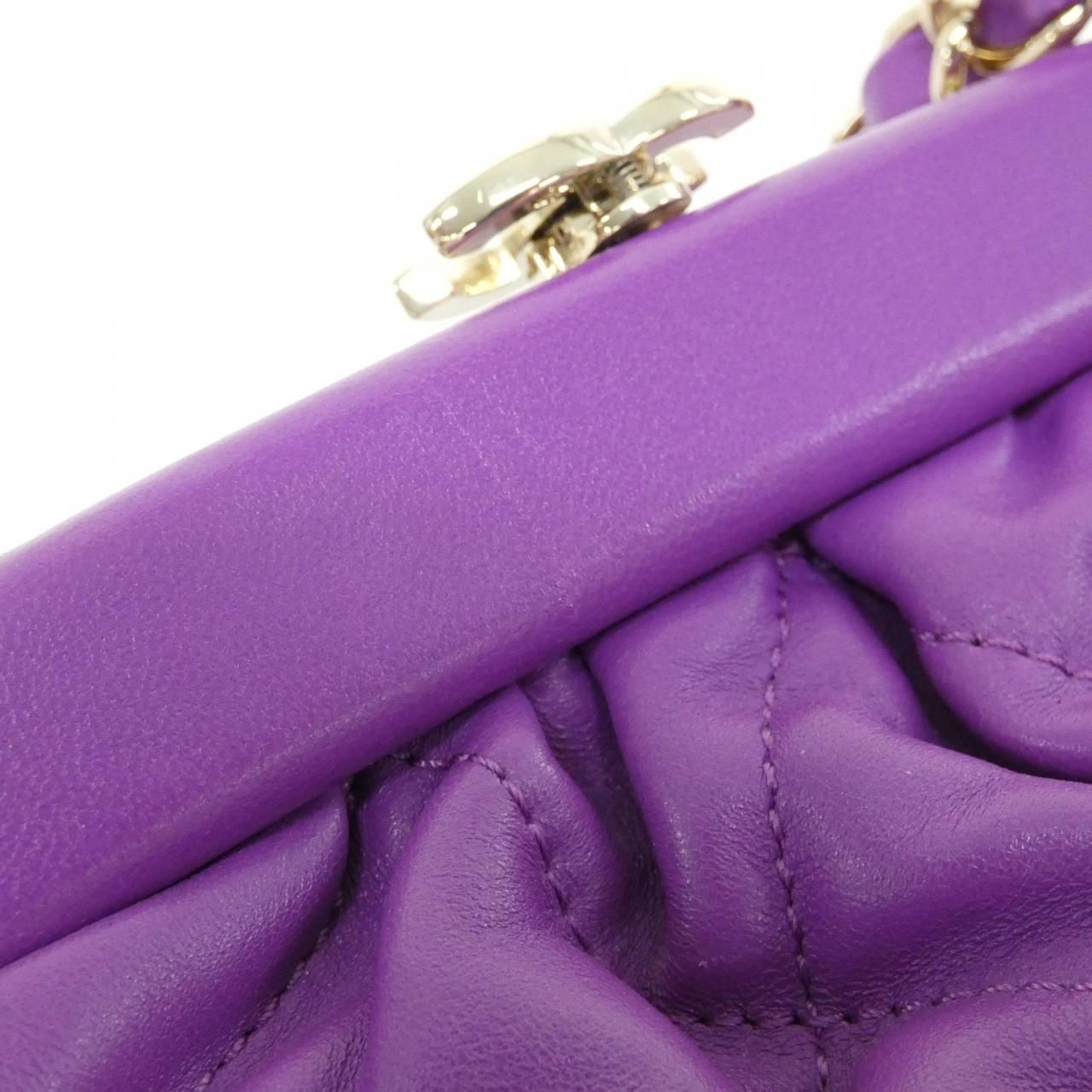 Chanel Shoulder Bag Purple — view 5