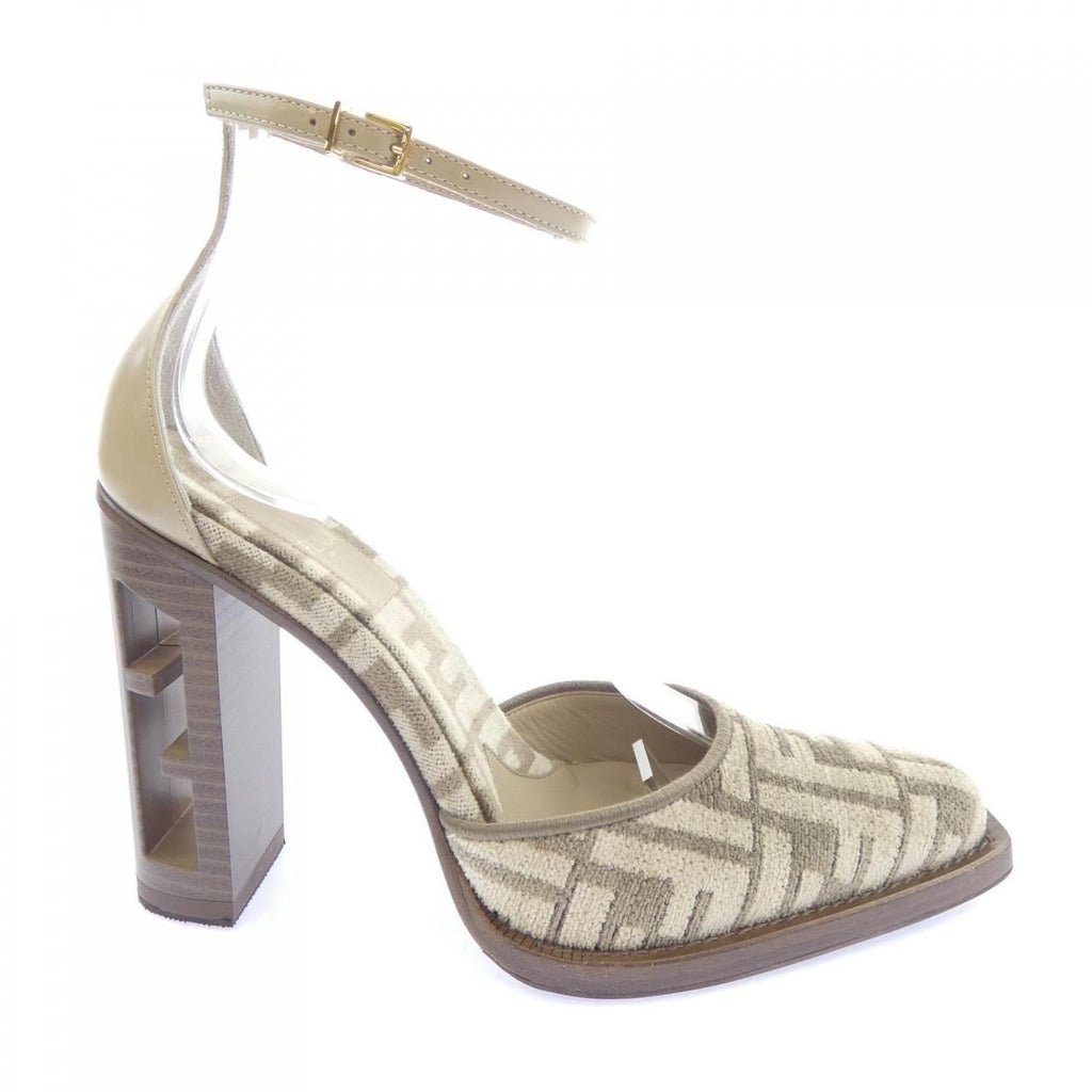 Fendi Sneakers Beige