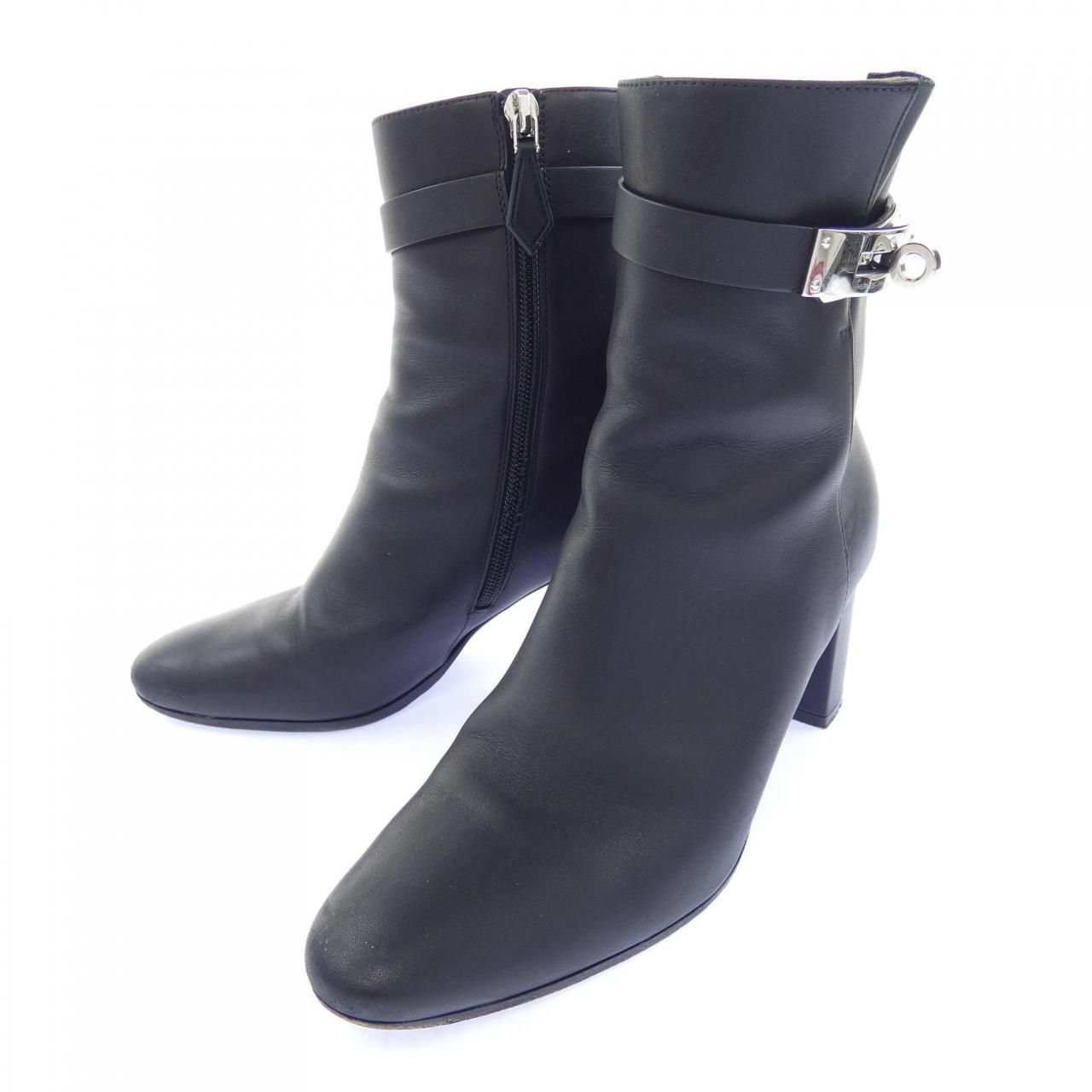 Hermes Saint Germain Kelly Buckle Boots — view 3