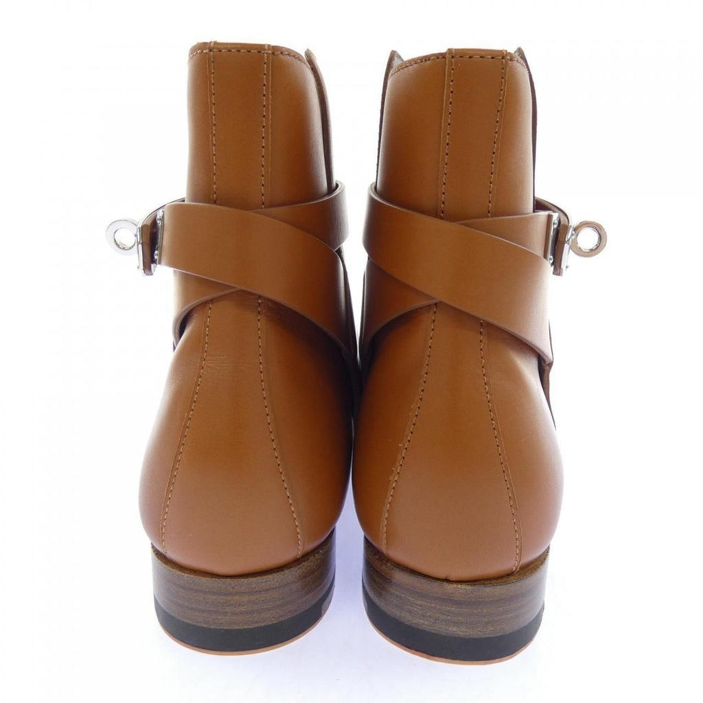 Hermes Neo Kelly Buckle Boots — view 5