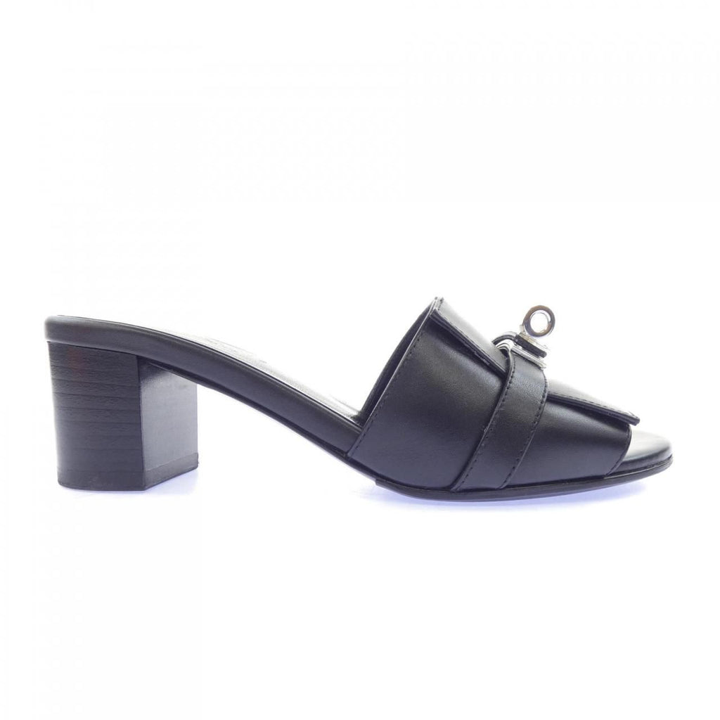 Hermes Gigi Kelly Buckle Sandals