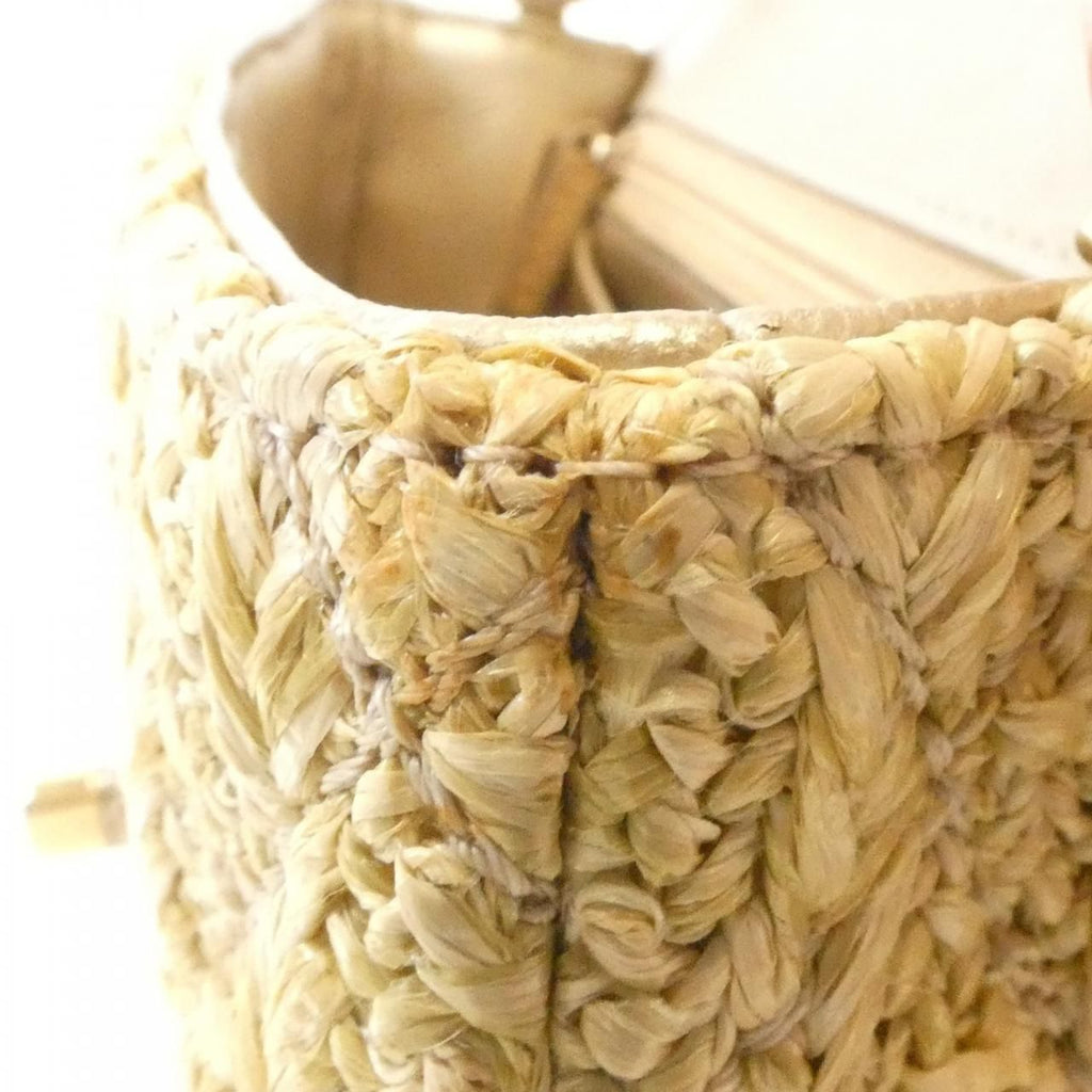 Chanel Shoulder Bag Beige — view 4