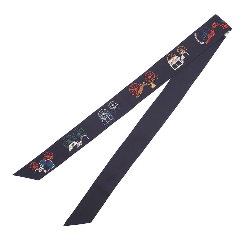 Hermes Scarf Twill Longa Toe Be Roulis Nne a Toute Berline Silk FW — view 2