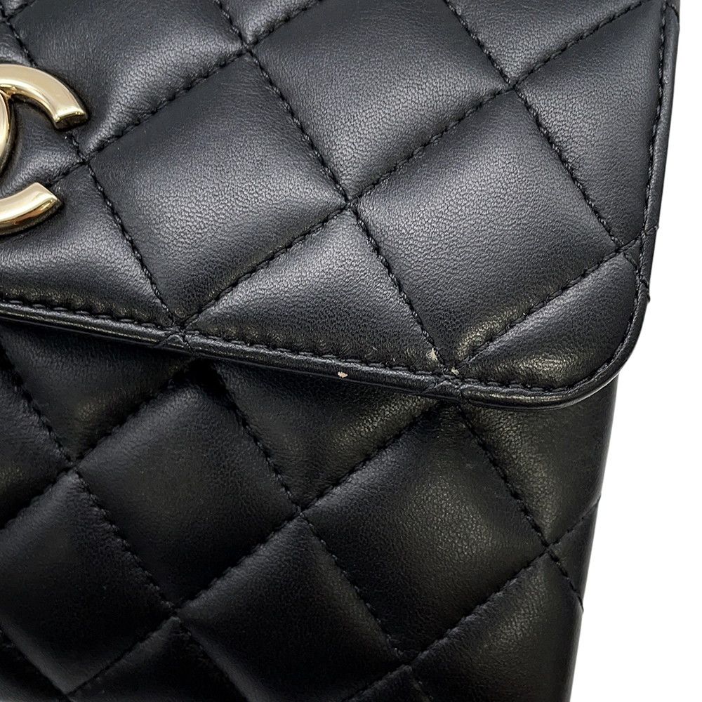 Chanel CC Logo Quilted 2-Way Shoulder Bag Black — view 8