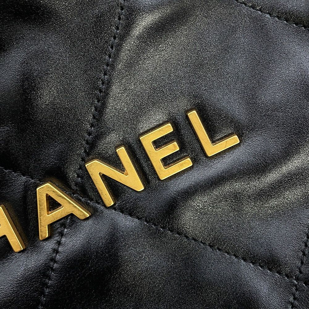 Chanel Backpack 22 Small Shiny Calfskin Black — view 7